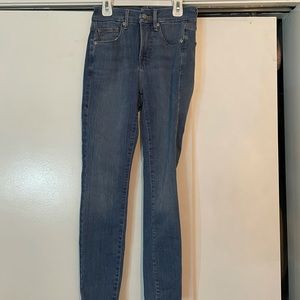 Good American size 0/25 good legs crop skinny
